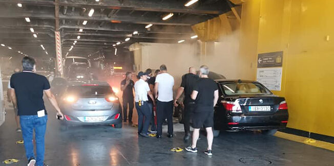 Φωτιά σε αυτοκίνητο στο γκαράζ του MARE DI LEVANTE