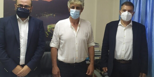 Συνάντηση Δημάρχου Σάμης με τον Γ. Γ. Αιγαίου & Νησιωτικής Πολιτικής