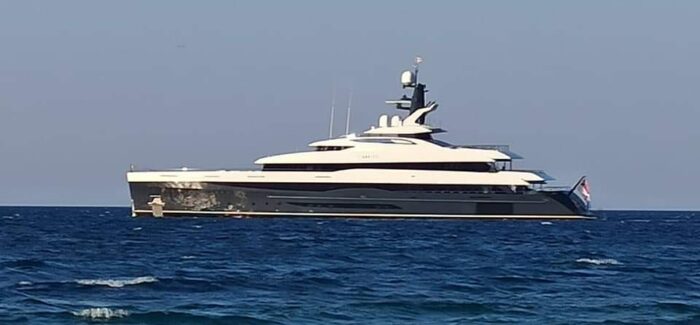 Το κότερο Elandess του Δισεκατομμυριούχου Lloyd Dorfman στον Πόρο!