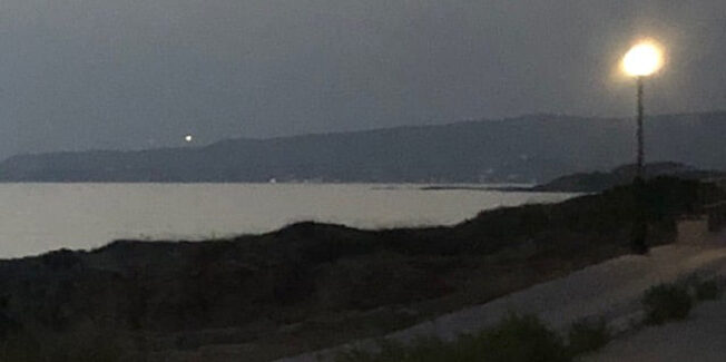 Νύχτωσε κι απόψε.