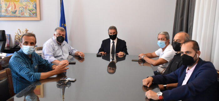 Επίσκεψη του Ανδρέα Λοβέρδου στο Δημαρχείο Αργοστολίου