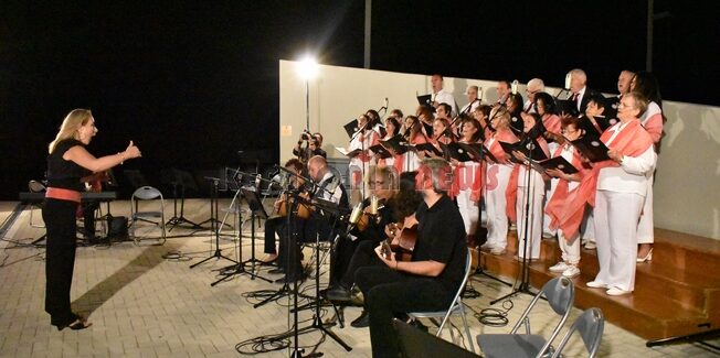 Χορωδιακή Πανδαισία στο Αμφιθέατρο “Γεράσιμος Σκλάβος”,