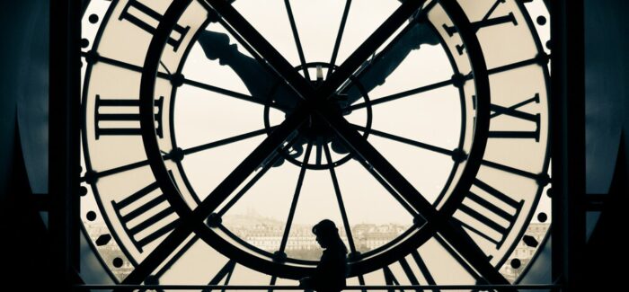 Αλλαγή ώρας: Πότε γυρίζουμε τα ρολόγια