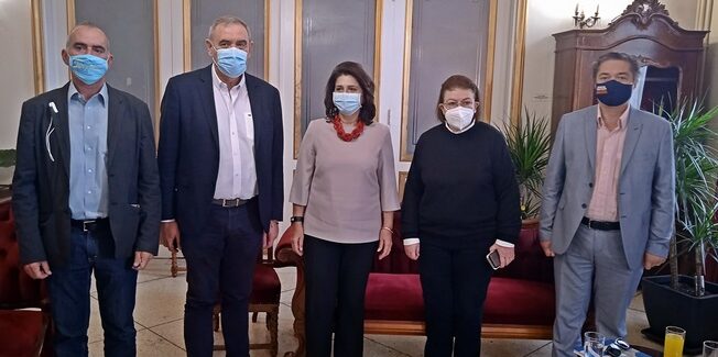 Επίσκεψη της Υπουργού Πολιτισμού Λίνας Μενδώνη στη Ζάκυνθο.