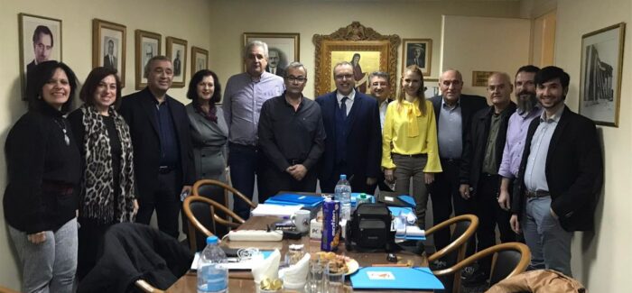 Αλλαγή σελίδας στην Αδελφότητα Κεφαλλήνων και Ιθακησίων Πειραιά.