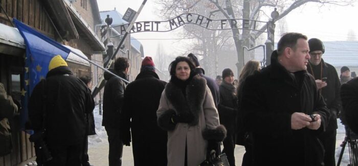 Ρόδη Κράτσα – Τσαγκαροπούλου: “Ημέρα απόδοσης τιμής στα  θύματα του ναζισμού…..