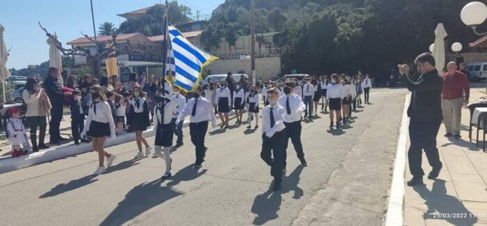 Εορτάστηκε ξανά στον Πόρο με λαμπρότητα η 25η Μαρτίου!