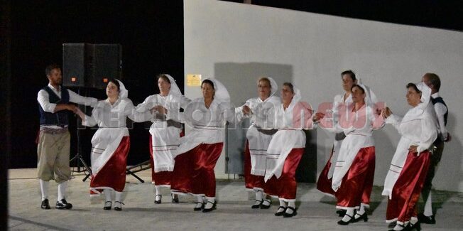 Εξαιρετική επιτυχία είχε  το διήμερο φεστιβάλ παραδοσιακών χορών