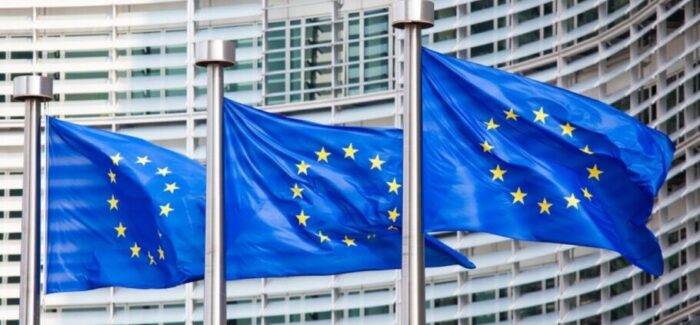 Ύφεση και ακρίβεια χτυπούν την ευρωπαϊκή οικονομία