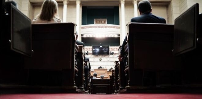 Ο κόσμος πάρα είναι επικίνδυνος για να μας κυβερνήσει ξανά η Αντιπολίτευση!