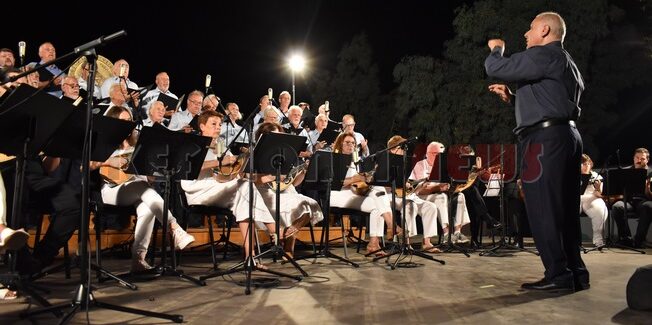 ΣΥΝΑΥΛΙΑ ΧΟΡΩΔΙΑΣ & ΜΑΝΤΟΛΙΝΑΤΑΣ ΑΡΓΟΣΤΟΛΙΟΥ στη Σάμη