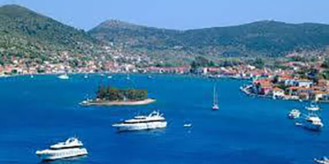 Γνωριμία με την ιστιοπλοΐα στην Ιθάκη….