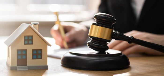 Δάνεια, Πλειστηριασμοί και εμείς: Στον  Προκρούστη των funds.