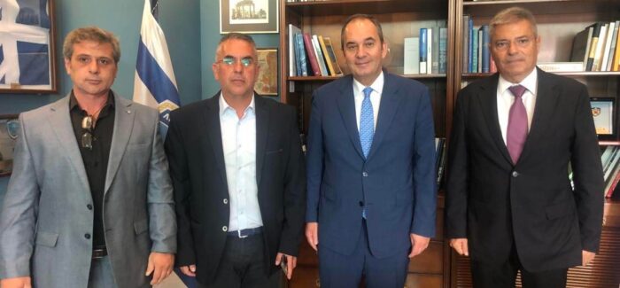 Με τον Δήμαρχο Ιθάκης Διονύση Στανίτσα στα Υπουργεία Ναυτιλίας  και Υγείας για ζητήματα του νησιού