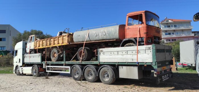 Ξεκίνησε η απομάκρυνση παλαιών βαρέων οχημάτων στο Δήμο Αργοστολίου