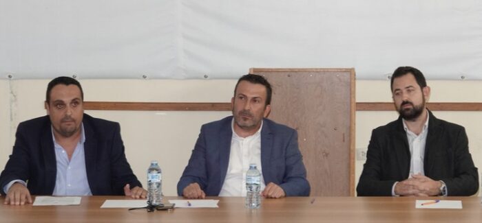 Η ΣΟΣΙΑΛΔΗΜΟΚΡΑΤΙΑ ΣΤΟ ΠΡΟΣΚΗΝΙΟ ΞΑΝΑ!