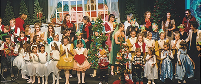 Θερμές Ευχές και καλές Γιορτές από το Λύκειο Ελληνίδων