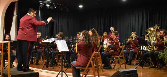 Χριστουγεννιάτικη Συναυλία της Μπάντας της Φιλαρμονικής Σχολής  το Σάββατο…….