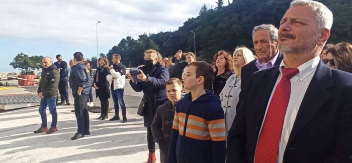 Σε εορταστικό κλίμα έγινε ο Αγιασμός των Υδάτων στον Πόρο Κεφαλονιάς!