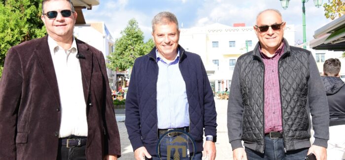 Ευχές με τους επαγγελματίες και τους πολίτες στο Ληξούρι