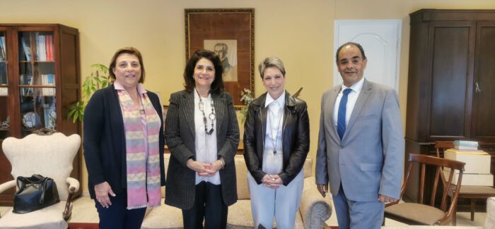 Επίσκεψη της νέας Διοικήτριας του Γενικού Νοσοκομείου Κέρκυρας   στην Περιφερειάρχ…..