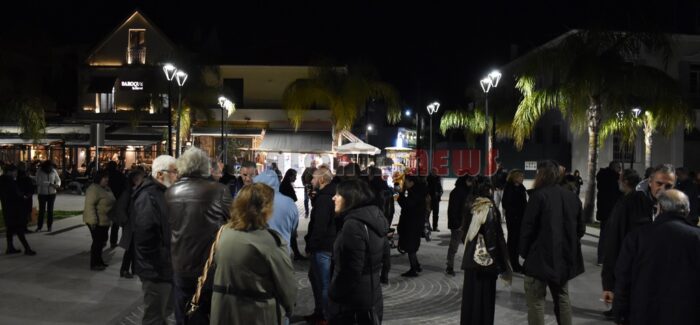 Αργοστόλι,  αυθόρμητη διαμαρτυρία για μια εγκληματική τραγωδία.