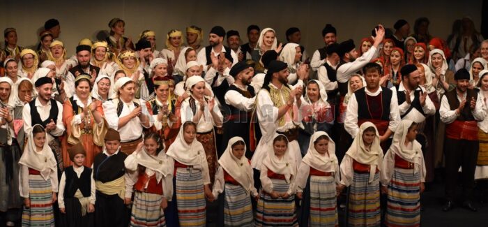 ΙΟΝΙΟΣ ΠΝΟΗ ΝΕΑ ΧΟΡΕΥΤΙΚΗ ΧΡΟΝΙΑ