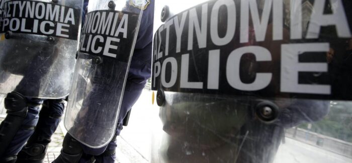 Με χημικά και καταστολή η απάντηση της κυβέρνησης στο  συλλαλητήριο για τα Τέμπη (video)