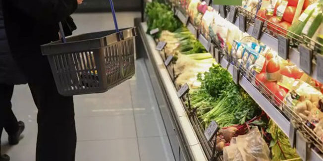 Η ακρίβεια στα τρόφιμα βάζει «φωτιά» στους οικογενειακούς προϋπολογισμούς: Εκτόξευση τιμών 12,2% τον Ιούνιο