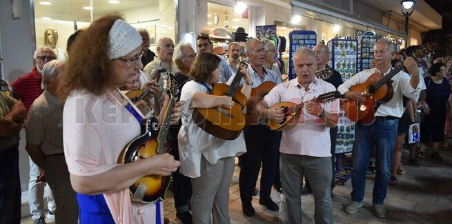 Γέμισε το Λιθόστρωτο αγαπημένες μελωδίες από την Χορωδία Αργοστολίου