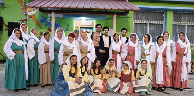 Ο Χορευτικός Όμιλος ΞΑΝΘΗΣ & ο Πολιτιστικός Σύλλογος Σπαρτιών  «Το ΣΠΑΡΤΟ» στην Πλατεία