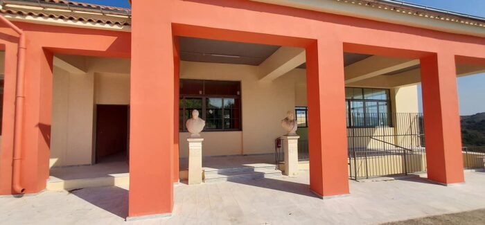 Παραλαβή του Γυμνασίου Αγίας Θέκλης στο Ληξουρι