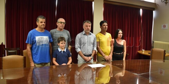 Τίμησαν τον υπερμαραθωνοδρόμο Γιώργο Ζαχαριάδη.