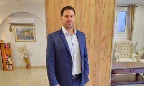 Ο Λευτέρης Στελλάτος έχει “οργώσει” μαζί μου όλη την Κεφαλονιά!