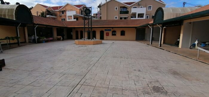 Ανακοινώνεται η διάθεση δέκα  πάγκων στη Δημοτική Αγορά Αργοστολίου.