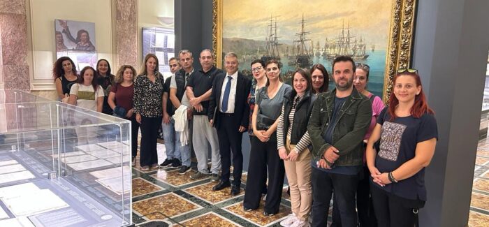 Επίσκεψη και ξενάγηση στη Βουλή των Ελλήνων των μαθητών……..