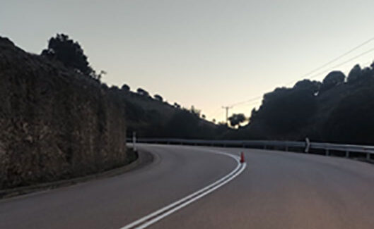 Ξεκίνησαν οι εργασίες διαγράμμισης στον δρόμο της Φάλαρης,