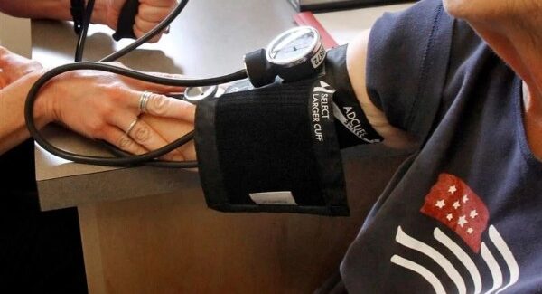 Έρχεται υπουργική απόφαση για νέους «κόφτες» στις διαγνωστικές εξετάσεις: Τι θα γίνει με τους ελέγχους