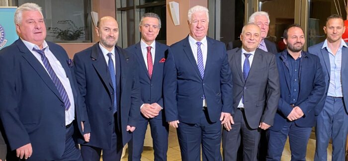 Ο Περιφερειάρχης Ιονίων Νήσων κ. Γιάννης Τρεπεκλής παρέστη στην κοπή της πίτας του Επιμελητηρίου Λευκάδας