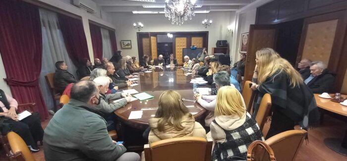 Πραγματοποιήθηκε σύσκεψη στον χώρο συνεδριάσεων της ΠΕ  Κεφαλληνίας, με παρουσία πλήθους φορέων και συλλόγων του πολιτιστικού