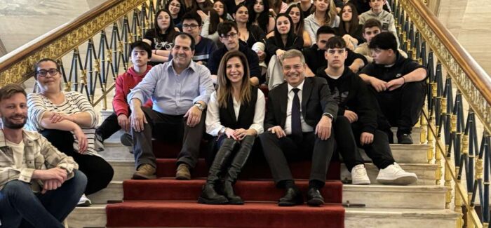 Υποδοχή των μαθητών και των εκπαιδευτικών του Κοργιαλενείου 1ου Γυμνασίου……