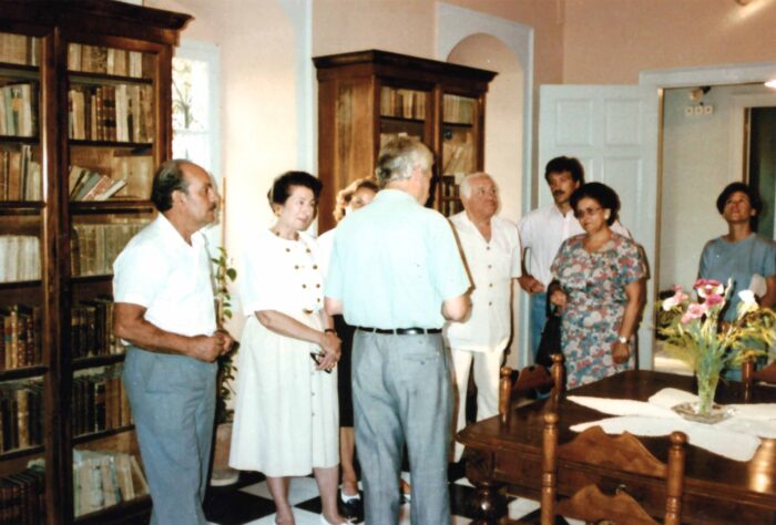 Η Νίκη Γουλανδρή στην Ιακωβάτειο Βιβλιοθήκη.