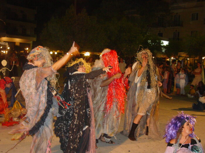 Θεατρική Ομάδα των Μπουφόνων.