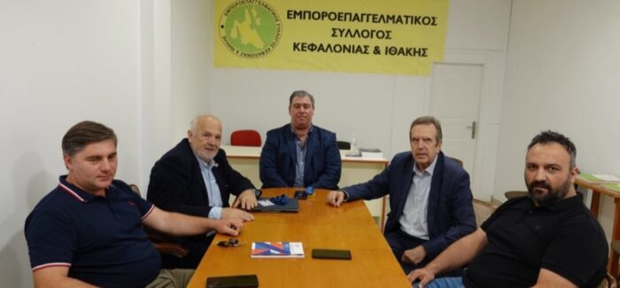 Επίσκεψη από  τον Πρόεδρο της ΕΣΕΕ Κύριο   Γιώργο Καρανίκα