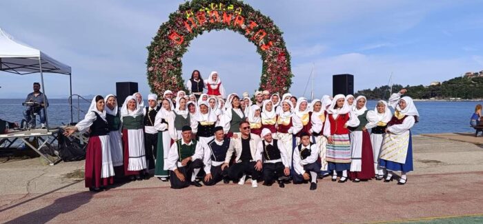 Ξεχωριστή επιτυχία είχε ο εορτασμός της Πρωτομαγιάς στον Πόρο  Κεφαλονιάς με την κατασκευή ενός τεράστιου Μάη 4 μέτρων!