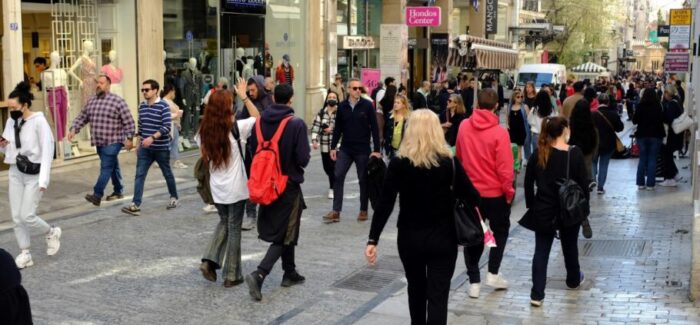 Πώς Ερμού και Βουκουρεστίου εξελίχθηκαν στις πιο ακριβές πιάτσες της Ευρώπης