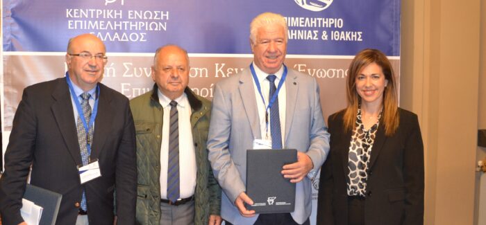 Ο Περιφερειάρχης Ιονίων Νήσων κ. Γιάννης Τρεπεκλής σε περιοδεία και επισκέψεις σε έργα στη Κεφαλονιά