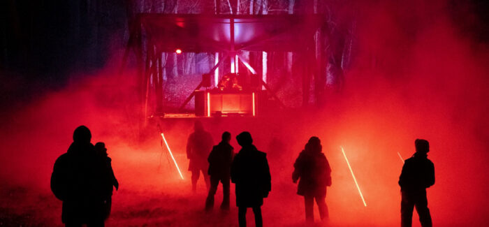 Ρίξε κόκκινο στην νύχτα!