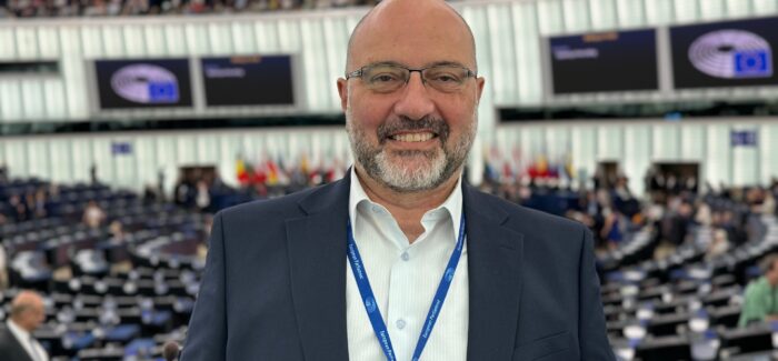 Σάκης Αρναούτογλου προς Κομισιόν: Άμεσα μέτρα στήριξης για τους κτηνοτρόφους λόγω των κρουσμάτων της πανώλης.