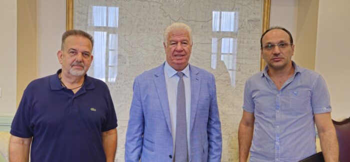 Συνάντηση Περιφερειάρχη με την Ομοσπονδία Ενώσεων Γονέων & Κηδεμόνων Ιονίων Νήσων
